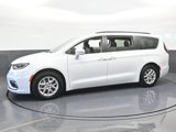 Used 2022 Chrysler Pacifica Touring-L image 2