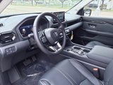 New 2025 Honda Pilot Elite image 3