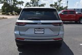 Used 2024 Jeep Grand Cherokee Limited image 6