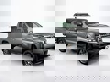 Used 2025 Nissan Frontier SV image 2