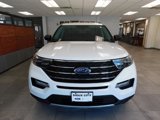 Certified 2023 Ford Explorer XLT w/ Equipment Group 202A image 3