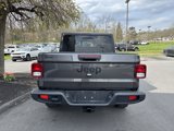 Used 2022 Jeep Gladiator Sport image 4