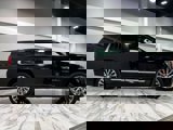 Used 2021 GMC Yukon XL Denali w/ Denali Premium Package image 5