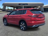 New 2025 Mitsubishi Outlander SE image 2