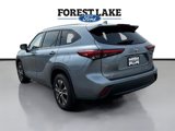 Used 2022 Toyota Highlander XLE image 4