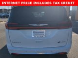 New 2025 Chrysler Pacifica Select w/ Uconnect Theater Family Group image 5
