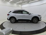 New 2025 Ford Escape SE image 2