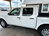 Used 2017 Nissan Frontier SV image 5