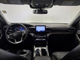Used 2023 Ford Explorer Limited image 2