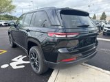 New 2025 Jeep Grand Cherokee Altitude image 5
