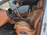 Certified 2023 Porsche Cayenne Platinum Edition image 5