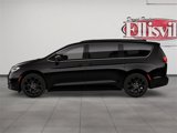 New 2026 Chrysler Pacifica Limited image 3