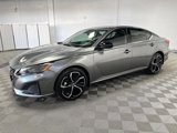 Used 2024 Nissan Altima 2.5 SR w/ SR Premium Package image 2