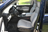 New 2025 Honda Pilot Touring image 3