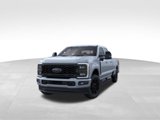 New 2025 Ford F350 4x4 Crew Cab Super Duty image 2