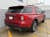 Used 2021 Ford Explorer XLT image 4