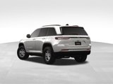 New 2025 Jeep Grand Cherokee Laredo image 4
