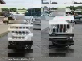 Used 2017 Jeep Renegade Limited image 2