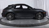 Used 2024 Porsche Macan image 4