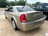 Used 2009 Chrysler 300 C image 3