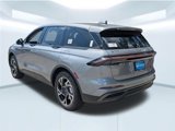 New 2025 Lincoln Nautilus Premier image 4