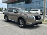 New 2025 Nissan Pathfinder Platinum image 4