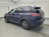 Used 2022 Nissan Pathfinder SV image 3