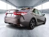Used 2020 Toyota Camry SE image 3