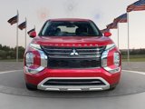 Used 2025 Mitsubishi Outlander SE image 2