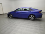 Used 2023 Hyundai Elantra SEL w/ Convenience Package image 3