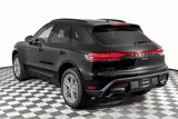 Certified 2025 Porsche Macan image 2