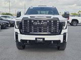 New 2025 GMC Sierra 2500 Denali Ultimate image 2