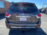 Used 2016 Nissan Pathfinder SV image 4
