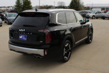 Used 2023 Kia Telluride EX w/ EX Captain's Chair Package image 5