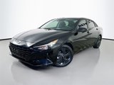 Used 2022 Hyundai Elantra SEL image 3