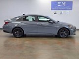 Used 2021 Hyundai Elantra SEL image 3