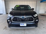 Used 2024 Toyota Highlander Platinum image 2