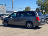 Used 2016 Dodge Grand Caravan SE image 3