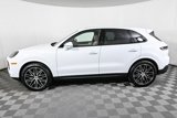 Used 2025 Porsche Cayenne image 2