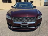 Used 2017 Lincoln Continental Reserve image 2