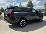 New 2025 Ford Expedition Platinum image 3