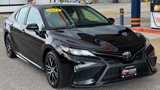 Used 2023 Toyota Camry SE image 5