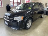 Used 2019 Dodge Grand Caravan SE image 2