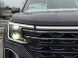 New 2025 Volkswagen Atlas Peak Edition SE image 4