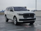 New 2025 Lincoln Navigator L Reserve image 3