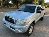 Used 2006 Toyota Tacoma PreRunner image 2