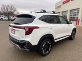 Used 2024 Kia Seltos SX w/ SX Sunroof Package image 3