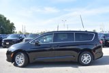 New 2026 Chrysler Pacifica Select image 3