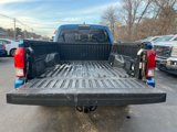 Used 2017 Toyota Tacoma 4x4 Double Cab image 6