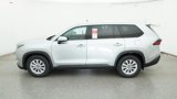 New 2025 Toyota Grand Highlander XLE image 3